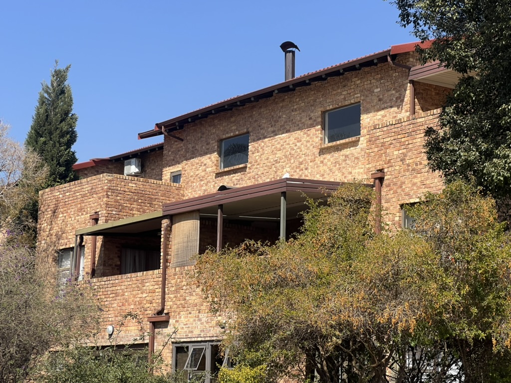 unit with loft and sundeck